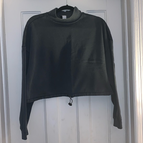 Cropped work out top - Picture 1 of 3